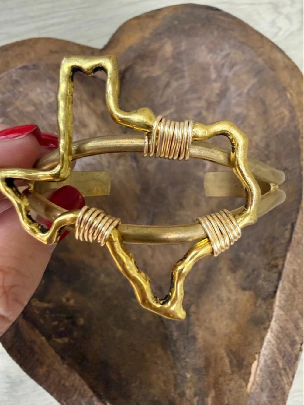 JordanLovesJamesJewelry Brass Texas cuff